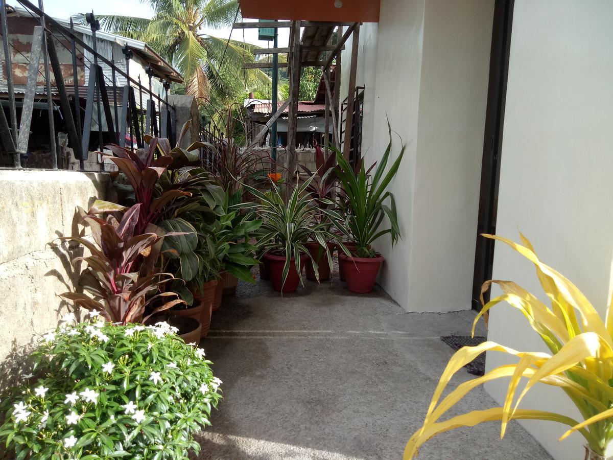 Jmp Hostel Coron Esterno foto